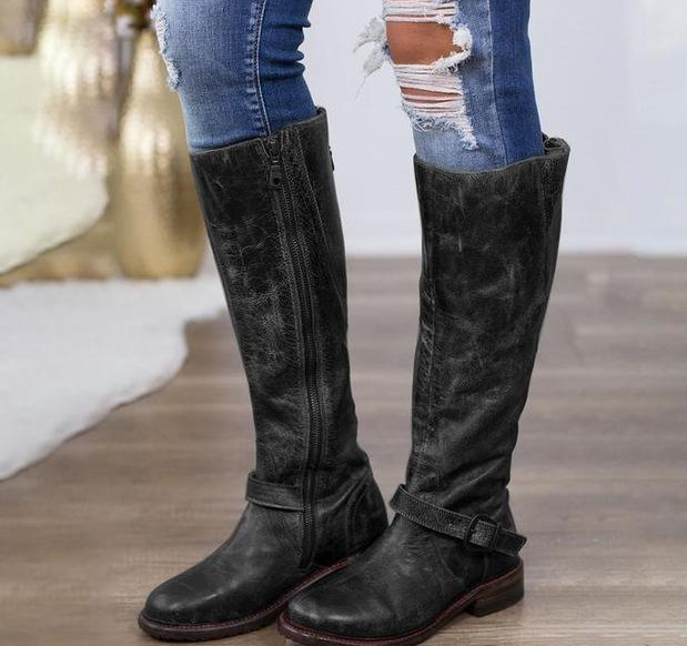 Alba | Custom-made, supportive orthopedic boots