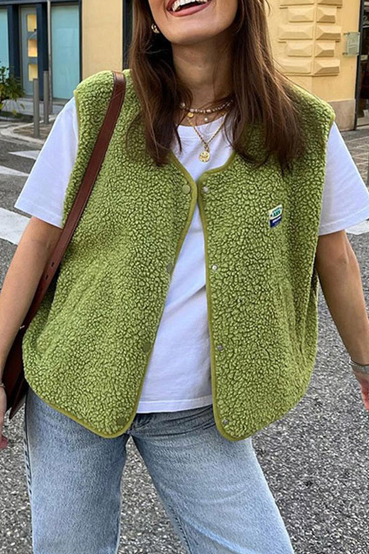 Holly | Casual street pocket buttons, fluffy O-neck vests