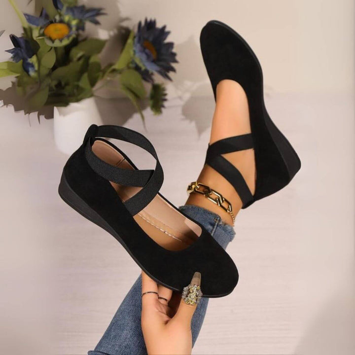 Avery™| Closed Wedge Ballerina Flats