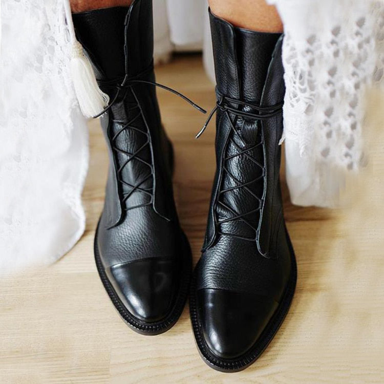 Teresa | Fashionable orthopedic support boots.