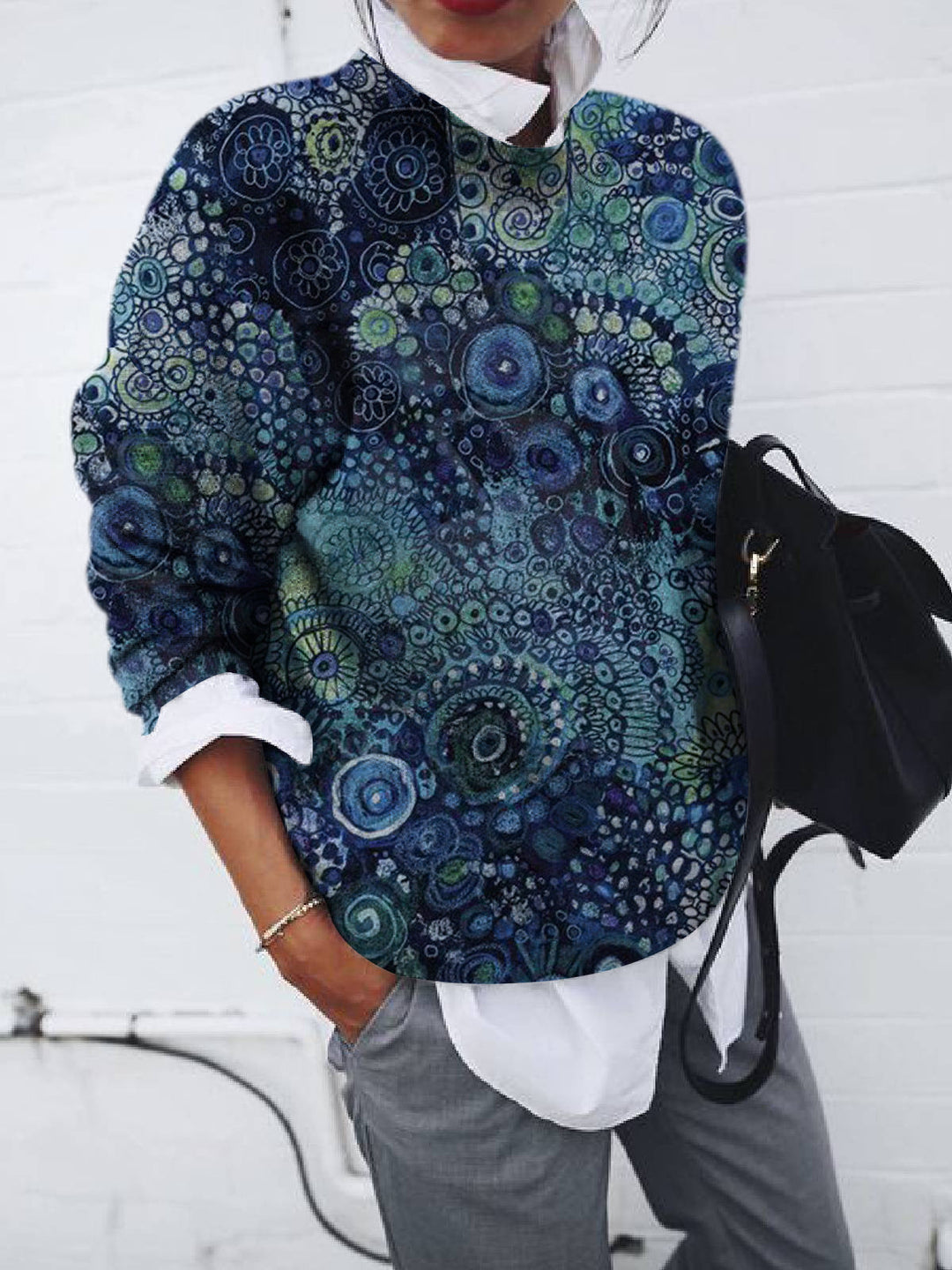Yolante | Modern and comfortable sweater