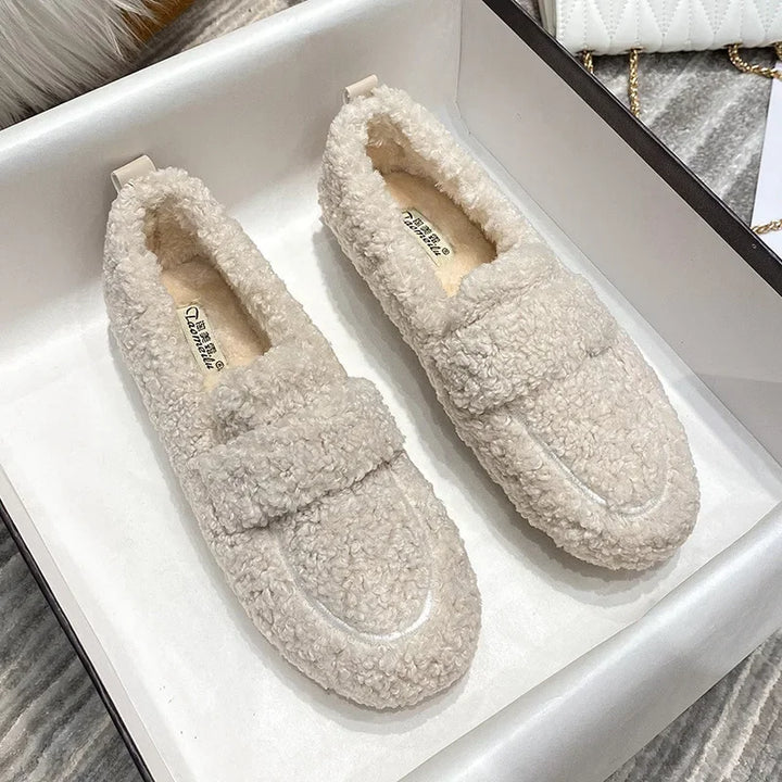 Clara® | Cozy Slippers