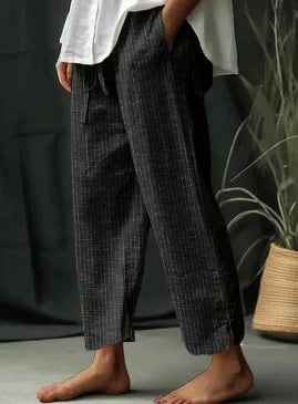 Regina® | Striped slit trousers with pockets and lacing