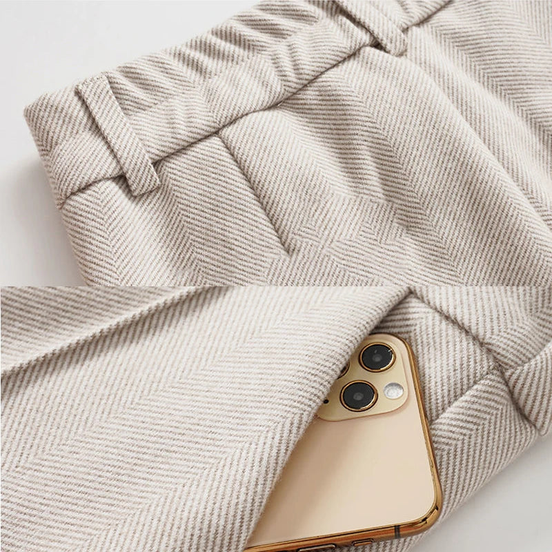 Esmeralda® | Modern Summer Trousers Made Of Wool