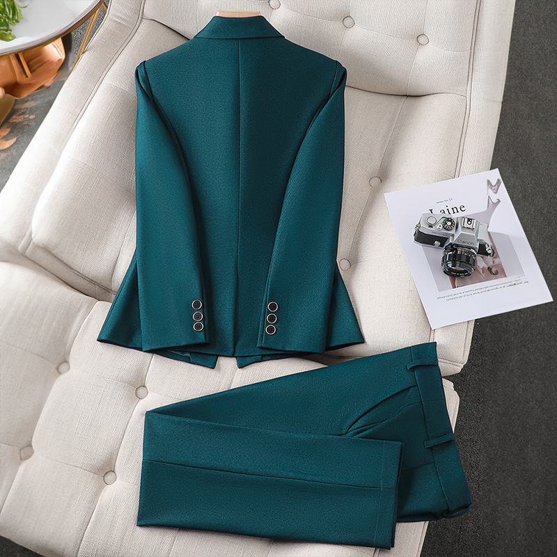Consuelo® | Elegant blazer set for women