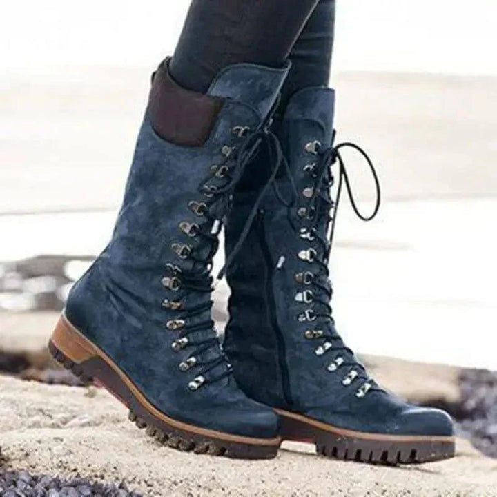 Estela | Elegant and detailed support boots