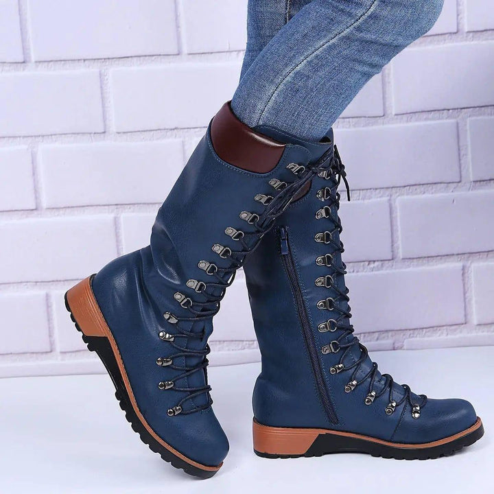 Estela | Elegant and detailed support boots