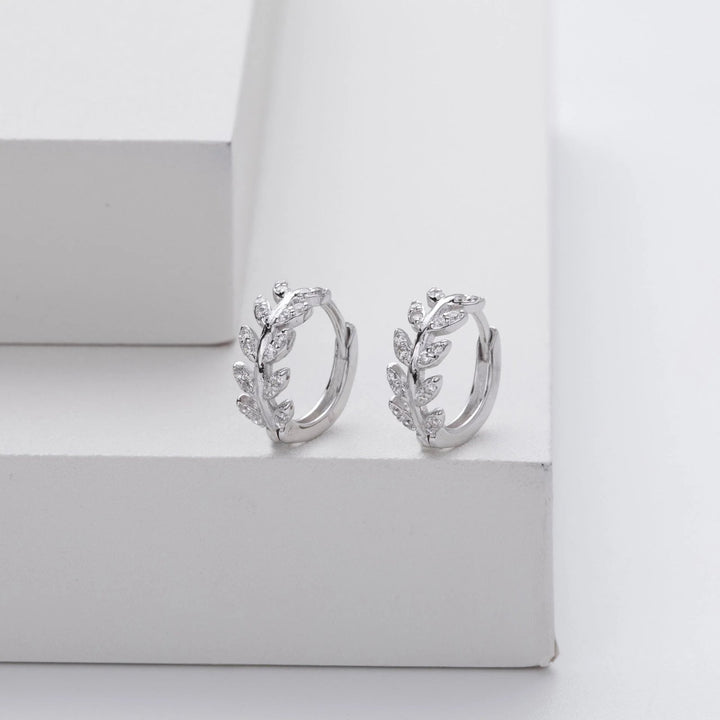 Kayla™ | Leaf-Shaped Hoop Earrings