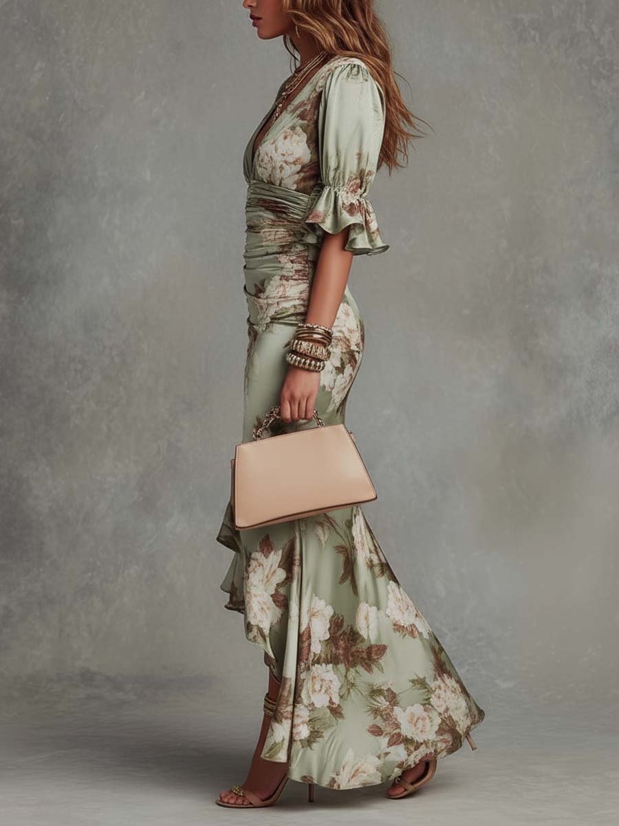Liliana™ | Deep V-Neck Ruched Floral Dress