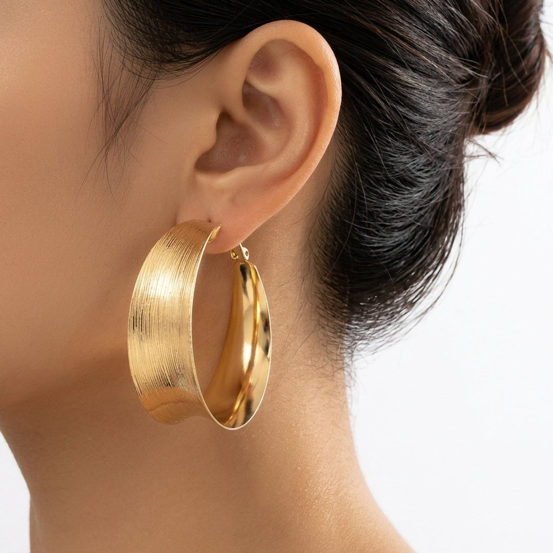 Fiona™ | Vintage Gold Hoop Earrings