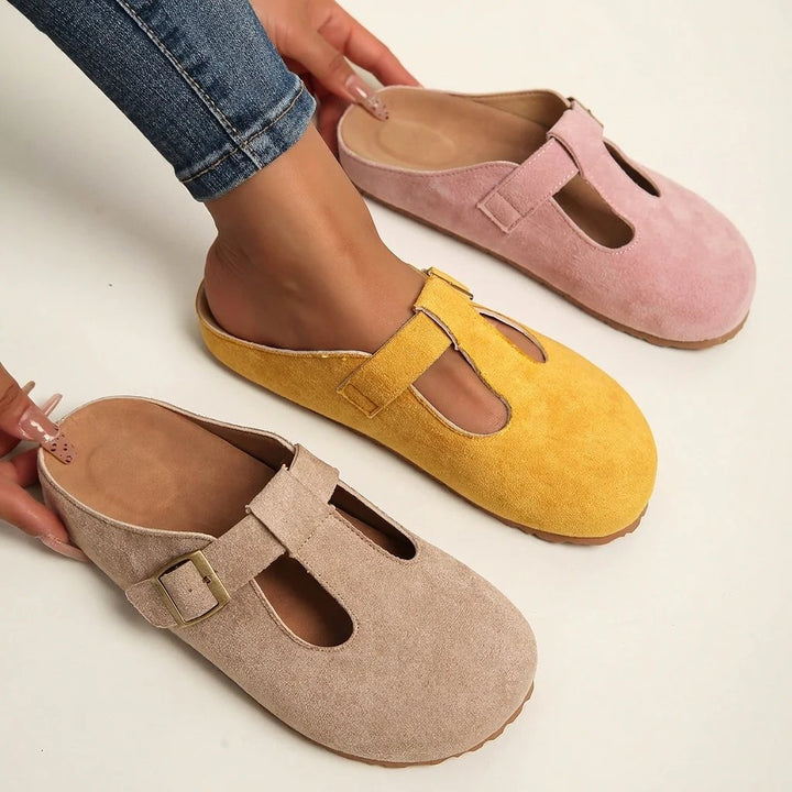 Mila™ | Adjustable Strap Closed Toe Clogs