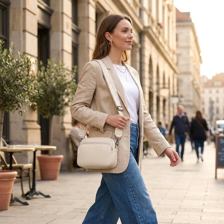 Delilah™ | Adjustable Strap Crossbody Bag